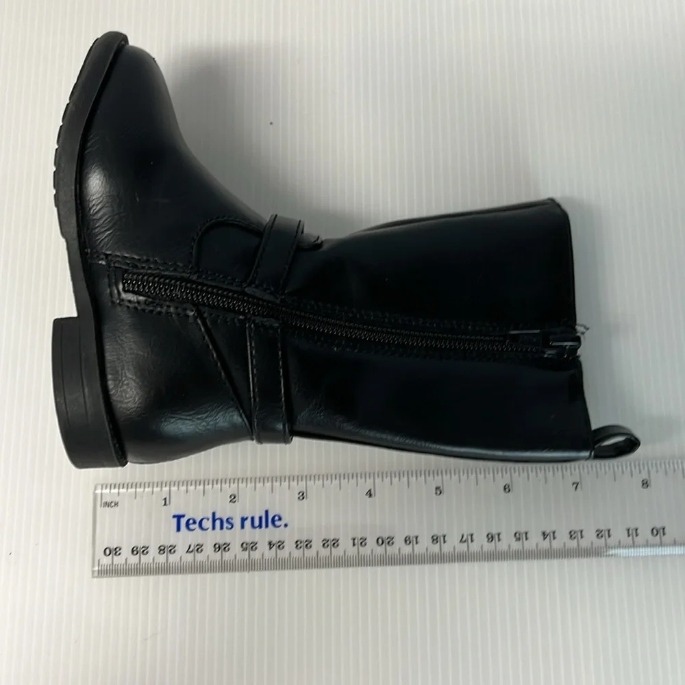 Stylish Black Leather Boots. Phlf 2242